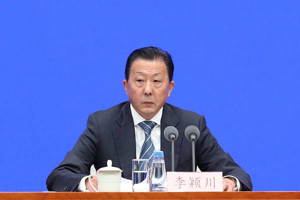 亚洲午夜久久久久国产